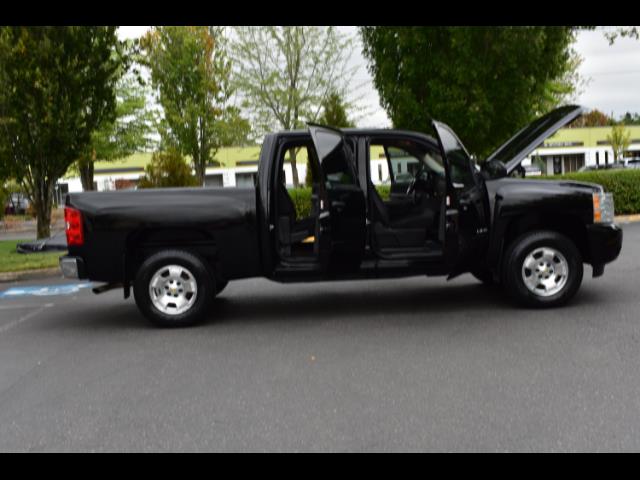 2011 Chevrolet Silverado 1500 LT / Crew Cab / 5.3L 8Cyl / 4X4 / Excel Cond - Photo 29 - Portland, OR 97217