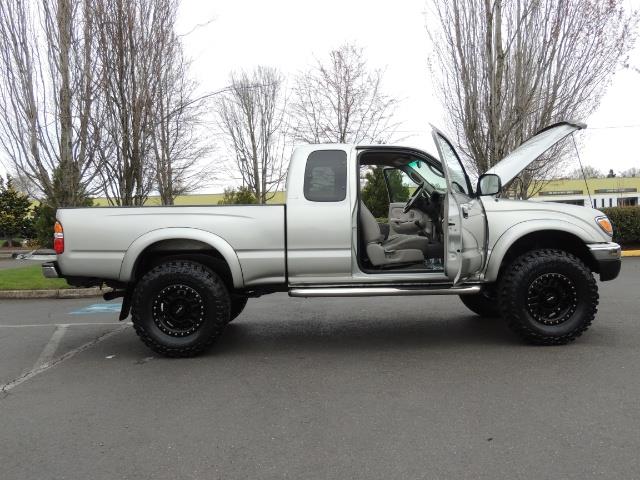 2003 Toyota Tacoma V6 2dr Xtracab / 4X4 / 3.4L / 5-SPEED / LIFTED - Photo 30 - Portland, OR 97217