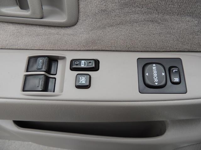 2003 Toyota Tacoma V6 2dr Xtracab / 4X4 / 3.4L / 5-SPEED / LIFTED - Photo 35 - Portland, OR 97217