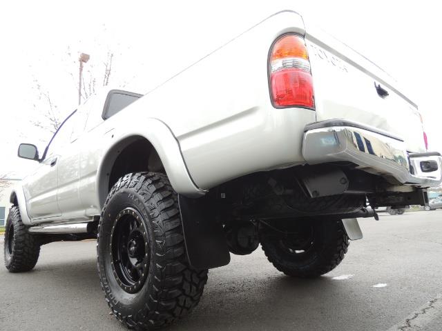 2003 Toyota Tacoma V6 2dr Xtracab / 4X4 / 3.4L / 5-SPEED / LIFTED - Photo 11 - Portland, OR 97217