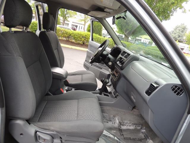 2001 Nissan Frontier XE 4-dr / OFF ROAD 4X4 / Crew Cab / V6 / Automatic - Photo 18 - Portland, OR 97217