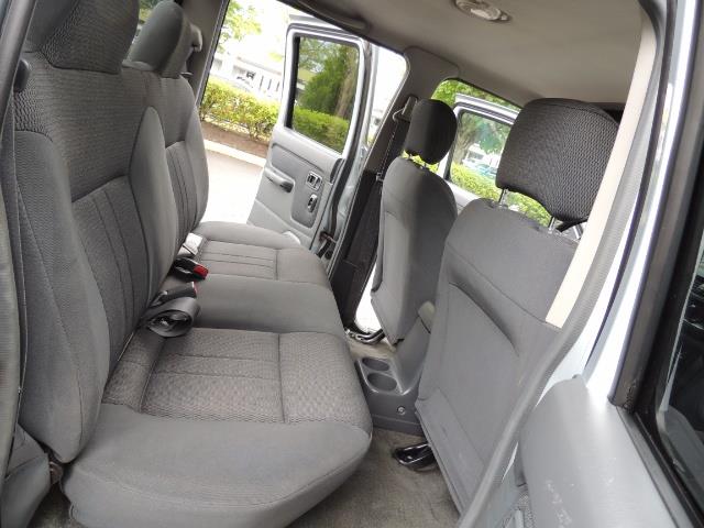 2001 Nissan Frontier XE 4-dr / OFF ROAD 4X4 / Crew Cab / V6 / Automatic - Photo 17 - Portland, OR 97217