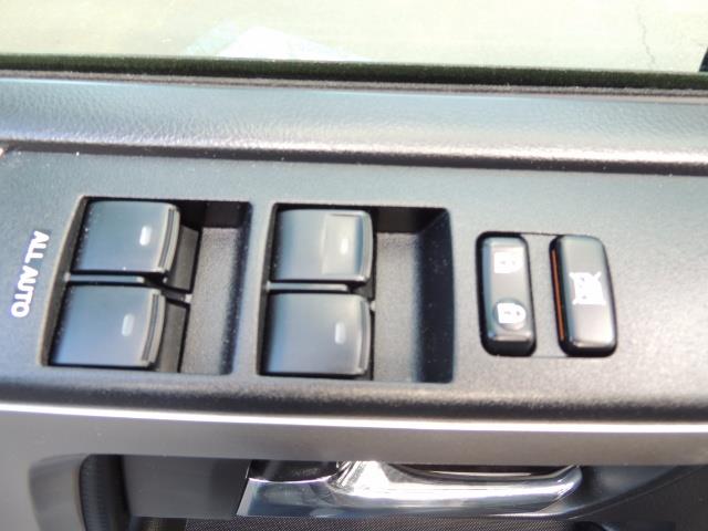 2016 Toyota 4Runner 4WD / V6 / 3RD SEAT / FACTORY WARRANTY / LIFTED !! - Photo 33 - Portland, OR 97217