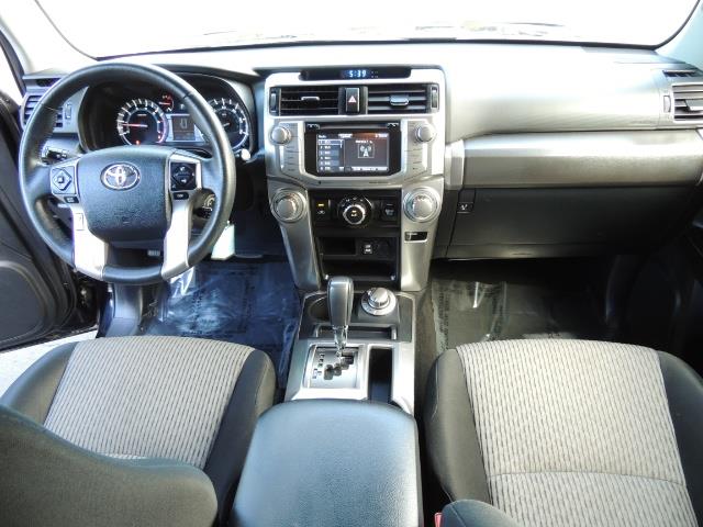 2016 Toyota 4Runner 4WD / V6 / 3RD SEAT / FACTORY WARRANTY / LIFTED !! - Photo 19 - Portland, OR 97217