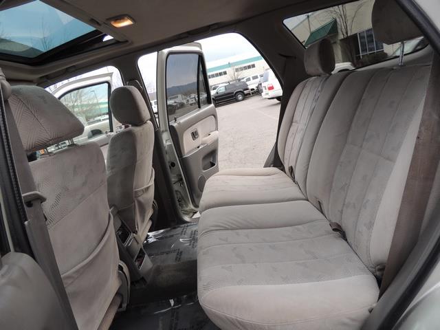 2001 Toyota 4Runner SPORT SR5 / 4X4 / Sunroof / LIFTED LIFTED - Photo 15 - Portland, OR 97217