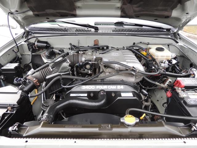 2001 Toyota 4Runner SPORT SR5 / 4X4 / Sunroof / LIFTED LIFTED - Photo 32 - Portland, OR 97217