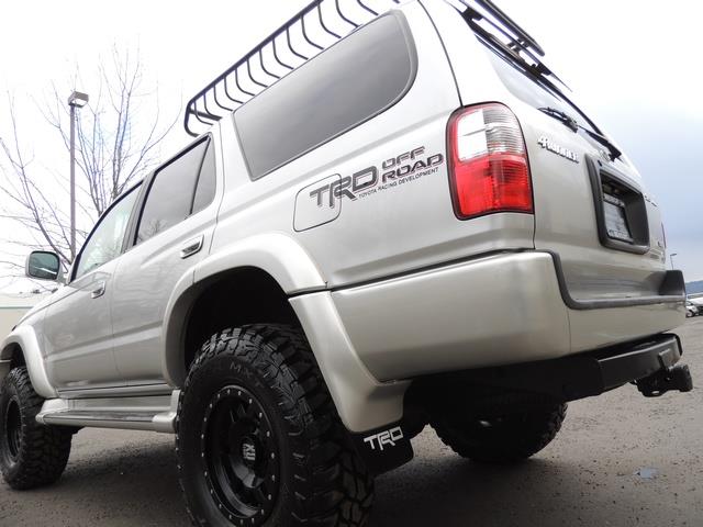 2001 Toyota 4Runner SPORT SR5 / 4X4 / Sunroof / LIFTED LIFTED - Photo 11 - Portland, OR 97217