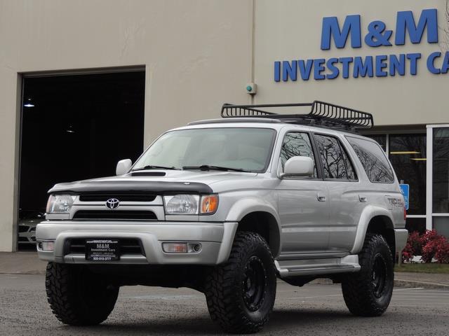 2001 Toyota 4Runner SPORT SR5 / 4X4 / Sunroof / LIFTED LIFTED - Photo 1 - Portland, OR 97217