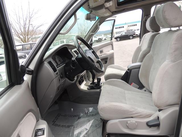 2001 Toyota 4Runner SPORT SR5 / 4X4 / Sunroof / LIFTED LIFTED - Photo 14 - Portland, OR 97217