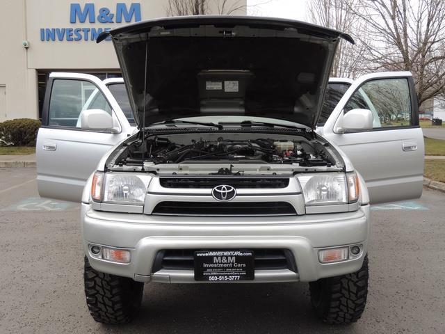 2001 Toyota 4Runner SPORT SR5 / 4X4 / Sunroof / LIFTED LIFTED - Photo 31 - Portland, OR 97217