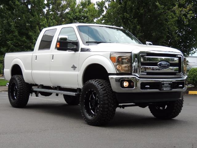 2016 Ford F-250 Super Duty LARIAT/ 4X4 / 6.7L DIESEL / NEW LIFT - Photo 2 - Portland, OR 97217