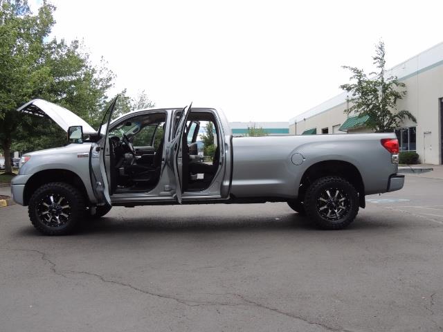 2007 Toyota Tundra 4X4 5.7L Double Cab / Long Bed / 1-Owner / LIFTED - Photo 21 - Portland, OR 97217