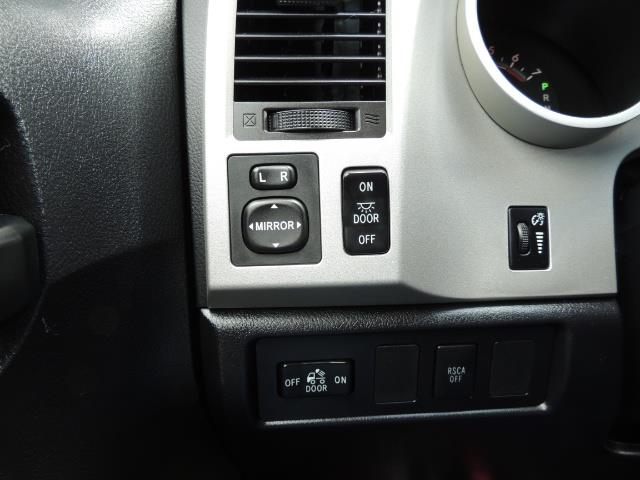 2007 Toyota Tundra 4X4 5.7L Double Cab / Long Bed / 1-Owner / LIFTED - Photo 39 - Portland, OR 97217
