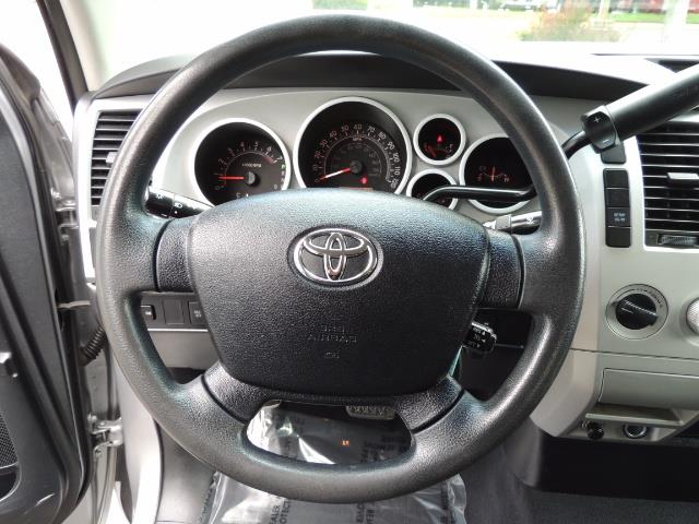 2007 Toyota Tundra 4X4 5.7L Double Cab / Long Bed / 1-Owner / LIFTED - Photo 37 - Portland, OR 97217