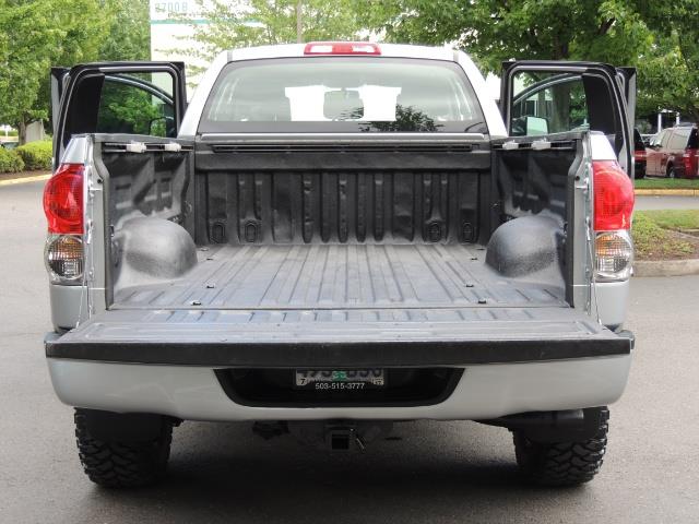 2007 Toyota Tundra 4X4 5.7L Double Cab / Long Bed / 1-Owner / LIFTED - Photo 26 - Portland, OR 97217