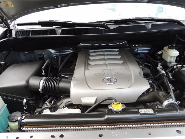 2007 Toyota Tundra 4X4 5.7L Double Cab / Long Bed / 1-Owner / LIFTED - Photo 31 - Portland, OR 97217