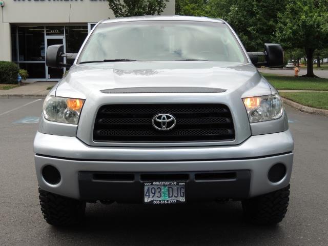 2007 Toyota Tundra 4X4 5.7L Double Cab / Long Bed / 1-Owner / LIFTED - Photo 5 - Portland, OR 97217