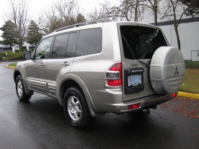 2002 Mitsubishi Montero Limited / 4WD / V6 / 3RD Seat / Leather / Loaded - Photo 7 - Portland, OR 97217