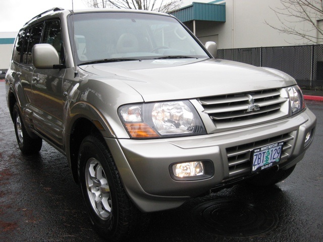 2002 Mitsubishi Montero Limited / 4WD / V6 / 3RD Seat / Leather / Loaded - Photo 52 - Portland, OR 97217