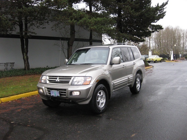 2002 Mitsubishi Montero Limited / 4WD / V6 / 3RD Seat / Leather / Loaded - Photo 54 - Portland, OR 97217
