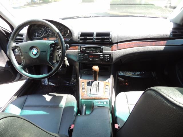 2005 BMW 325i / Sedan / Leather / Sunroof / LOW MILES - Photo 20 - Portland, OR 97217