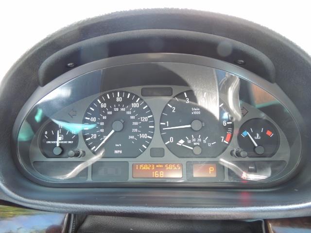 2005 BMW 325i / Sedan / Leather / Sunroof / LOW MILES - Photo 36 - Portland, OR 97217