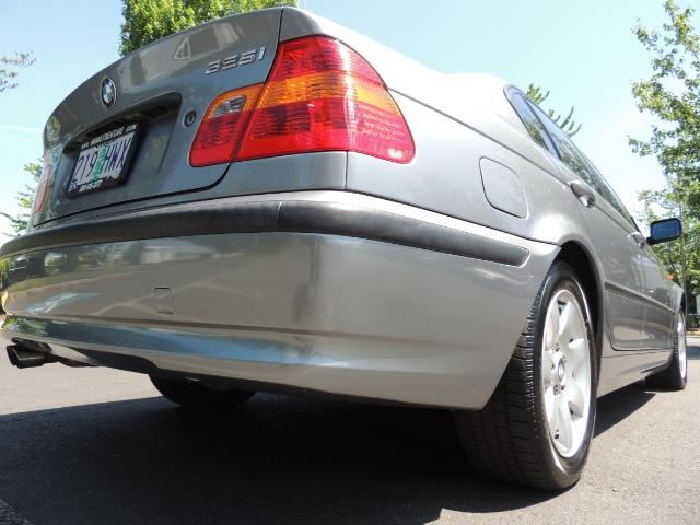 2005 BMW 325i / Sedan / Leather / Sunroof / LOW MILES - Photo 12 - Portland, OR 97217