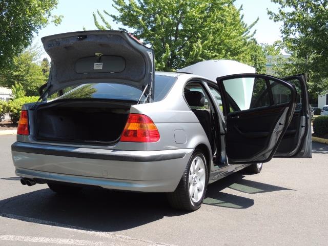 2005 BMW 325i / Sedan / Leather / Sunroof / LOW MILES - Photo 29 - Portland, OR 97217