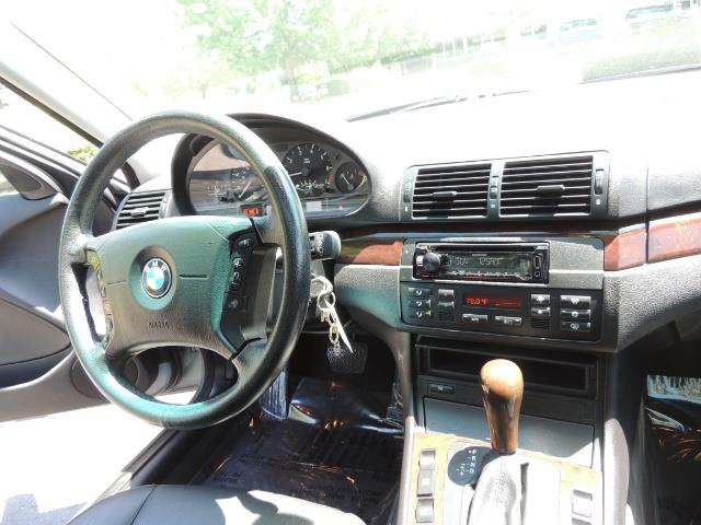 2005 BMW 325i / Sedan / Leather / Sunroof / LOW MILES - Photo 19 - Portland, OR 97217