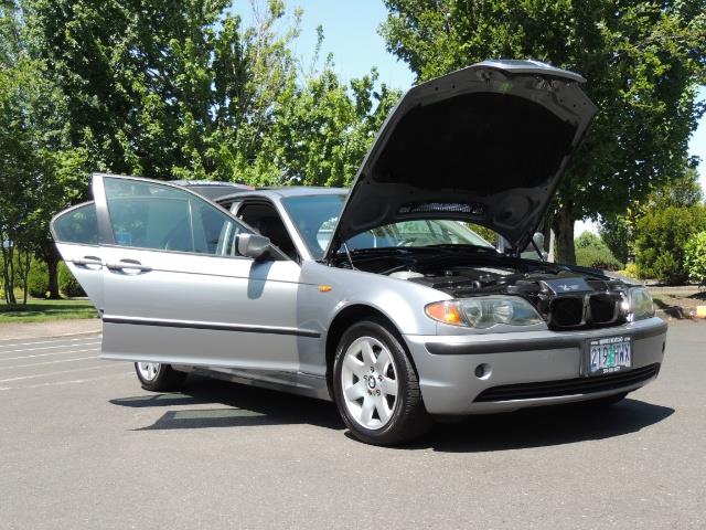 2005 BMW 325i / Sedan / Leather / Sunroof / LOW MILES - Photo 31 - Portland, OR 97217