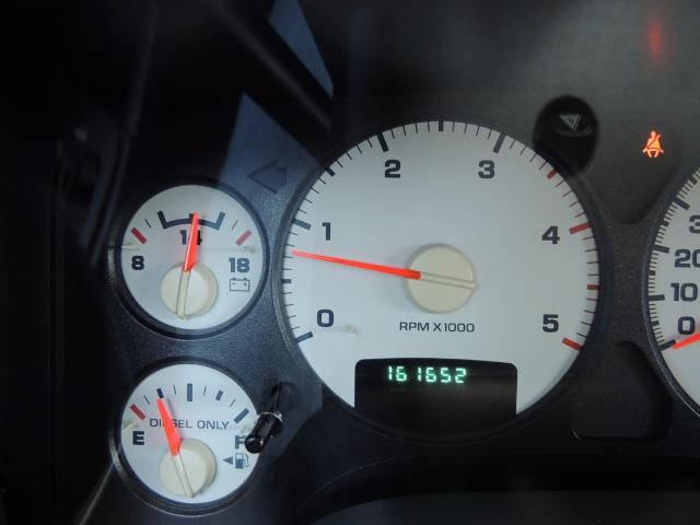 2003 Dodge Ram 2500 SLT / 4X4 / 5.9L Diesel HIGHOUTPUT/ 6-SPEED MANUAL - Photo 39 - Portland, OR 97217