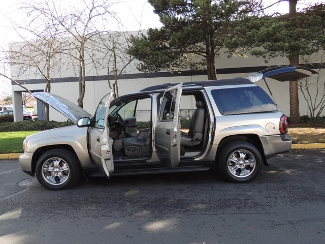 2003 Chevrolet Trailblazer EXT LT/4WD/ 3rd seat / Leather 2003 Chevrolet Trailblazer EXT LT/4WD/ 3rd seat / Leather