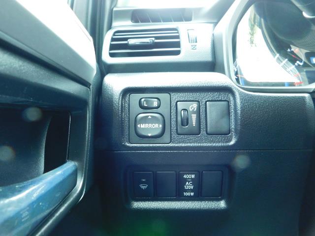 2016 Toyota 4Runner SR5 / 4X4 / Navigation / Back up camera / Execl Co - Photo 41 - Portland, OR 97217