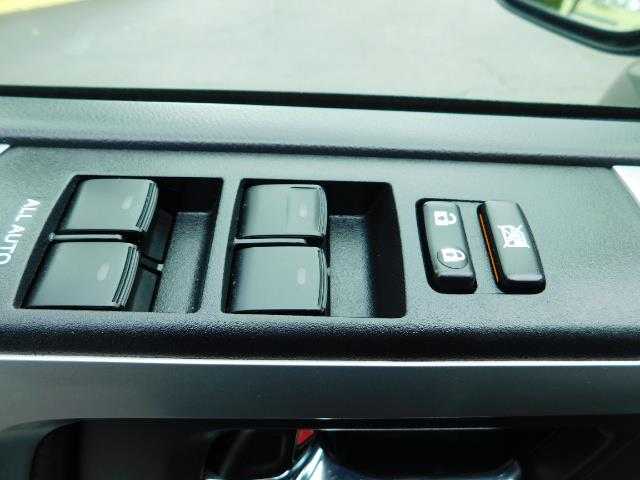 2016 Toyota 4Runner SR5 / 4X4 / Navigation / Back up camera / Execl Co - Photo 33 - Portland, OR 97217