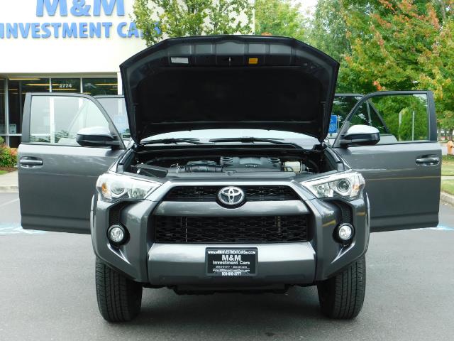 2016 Toyota 4Runner SR5 / 4X4 / Navigation / Back up camera / Execl Co - Photo 31 - Portland, OR 97217