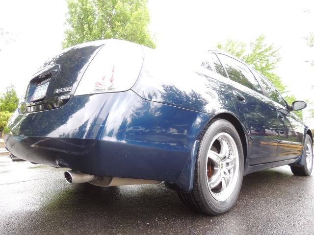 2005 Nissan Altima 3.5 SE / Sedan / Automatic / 6 Cyl - Photo 12 - Portland, OR 97217