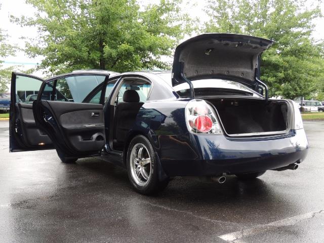 2005 Nissan Altima 3.5 SE / Sedan / Automatic / 6 Cyl - Photo 27 - Portland, OR 97217