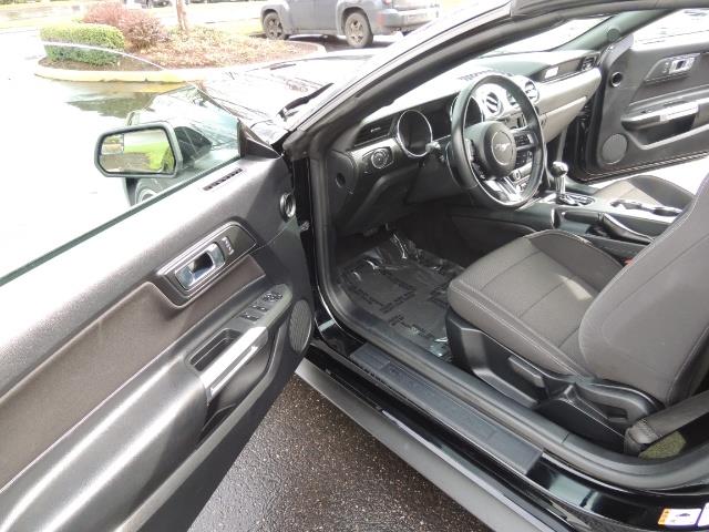 2016 Ford Mustang V6 / Convertible / Automatic / Premium Wheels - Photo 14 - Portland, OR 97217