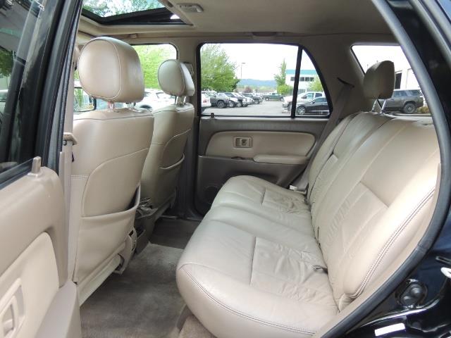 1999 Toyota 4Runner Limited 4WD / V6 / Leather / Sunroof / LIFTED - Photo 17 - Portland, OR 97217