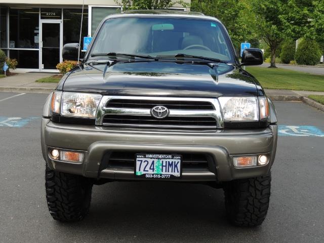 1999 Toyota 4Runner Limited 4WD / V6 / Leather / Sunroof / LIFTED - Photo 5 - Portland, OR 97217