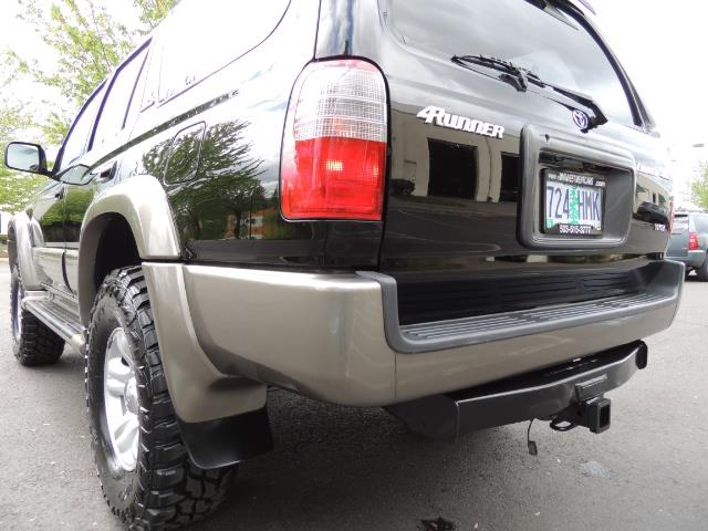 1999 Toyota 4Runner Limited 4WD / V6 / Leather / Sunroof / LIFTED - Photo 11 - Portland, OR 97217
