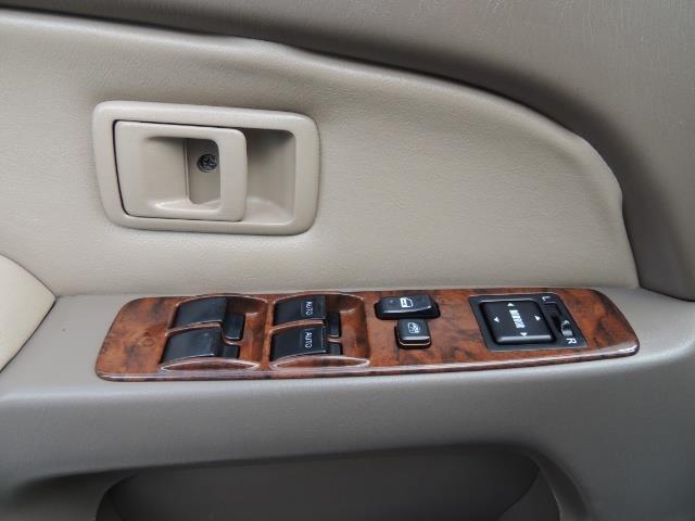 1999 Toyota 4Runner Limited 4WD / V6 / Leather / Sunroof / LIFTED - Photo 14 - Portland, OR 97217