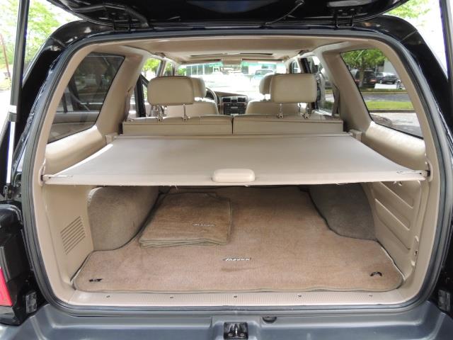1999 Toyota 4Runner Limited 4WD / V6 / Leather / Sunroof / LIFTED - Photo 27 - Portland, OR 97217