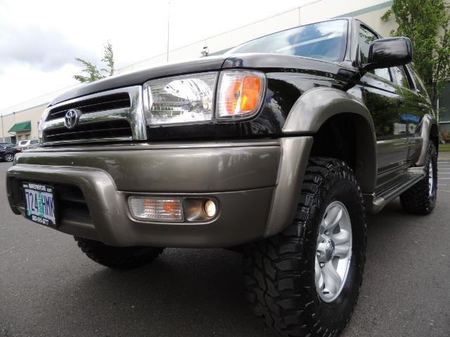 1999 Toyota 4Runner Limited 4WD / V6 / Leather / Sunroof / LIFTED - Photo 10 - Portland, OR 97217