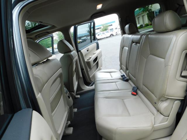 2009 Honda Pilot EX-L ALL WHEEL DRIVE / 3RD SEAT LEATHER / 1-OWNER - Photo 15 - Portland, OR 97217