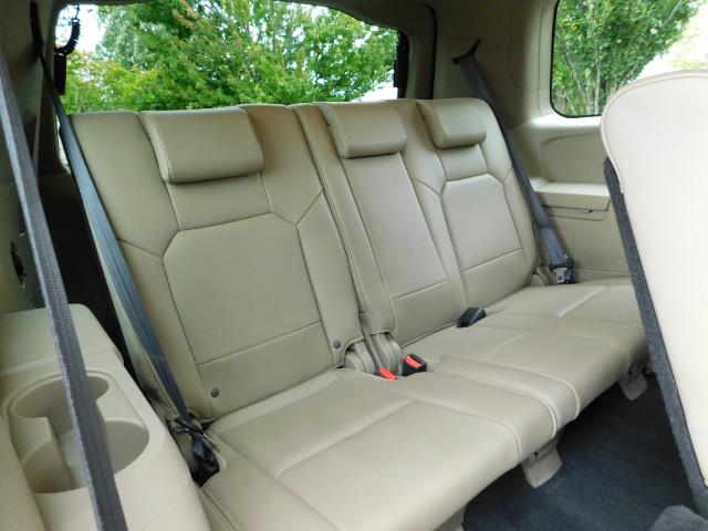 2009 Honda Pilot EX-L ALL WHEEL DRIVE / 3RD SEAT LEATHER / 1-OWNER - Photo 17 - Portland, OR 97217
