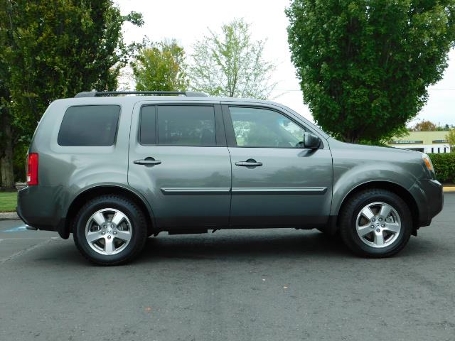 2009 Honda Pilot EX-L ALL WHEEL DRIVE / 3RD SEAT LEATHER / 1-OWNER - Photo 4 - Portland, OR 97217