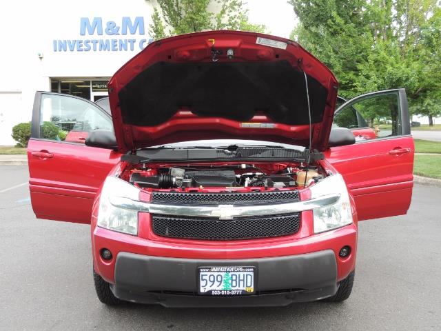 2005 Chevrolet Equinox LT / AWD / Leather / Sunroof / Heated Seats - Photo 32 - Portland, OR 97217