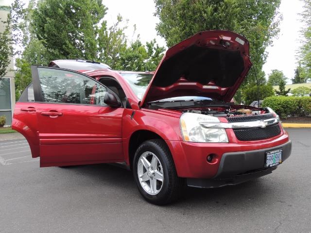 2005 Chevrolet Equinox LT / AWD / Leather / Sunroof / Heated Seats - Photo 31 - Portland, OR 97217