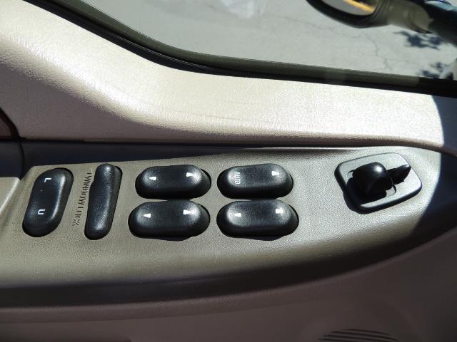 2001 Ford Excursion Limited / 4WD / 7.3L DIESEL / Excel Cond - Photo 34 - Portland, OR 97217